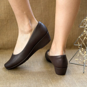 zapato de cuña color cafe para mujer