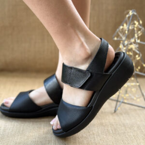 sandalia negra para mujer