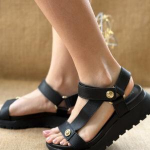 sandalia negra